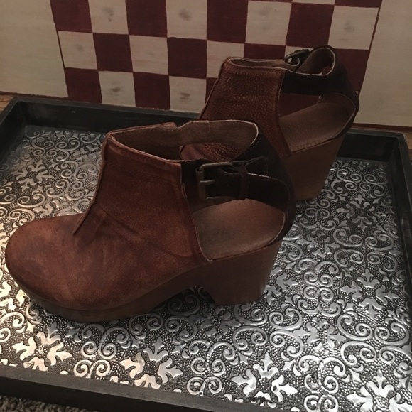 Free People Booties Wooden Clogs - Picture 2 of 4